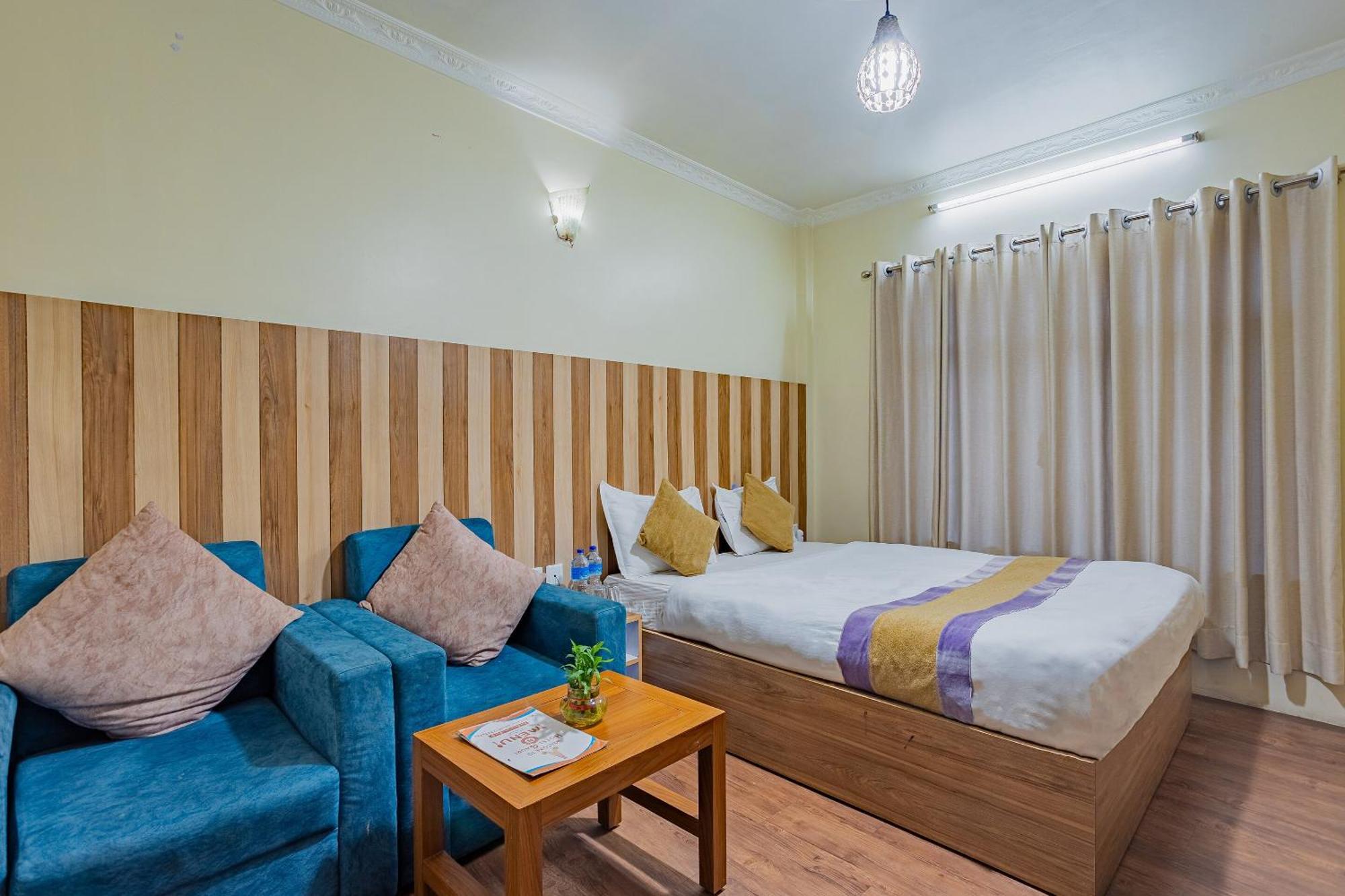 Oyo 821 Hotel Gauri Kathmandu Ngoại thất bức ảnh