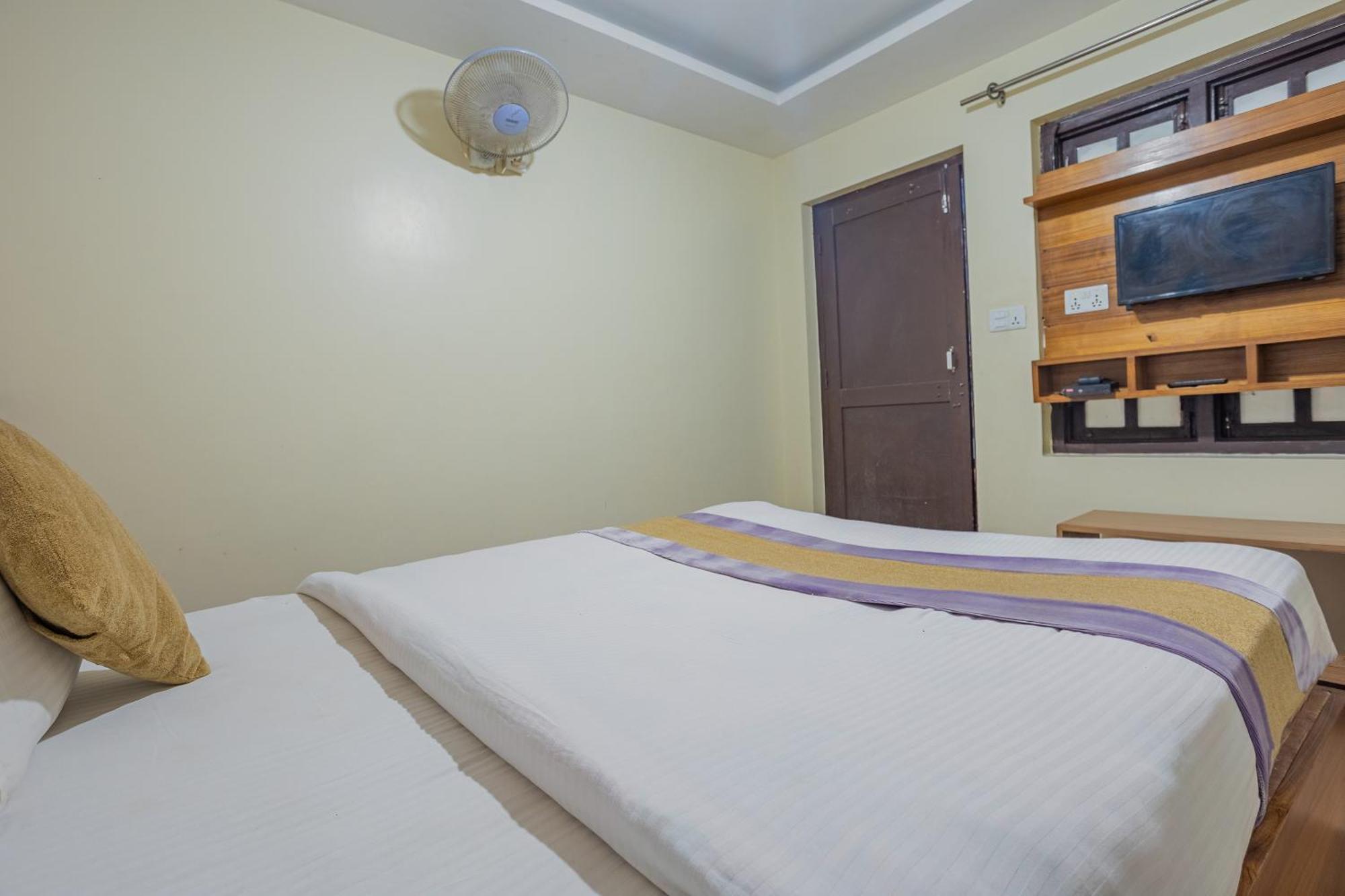 Oyo 821 Hotel Gauri Kathmandu Ngoại thất bức ảnh