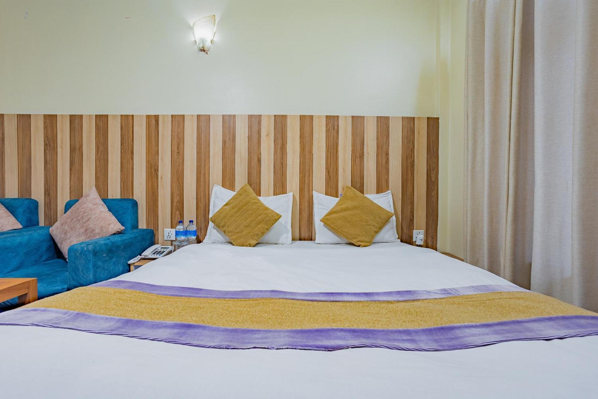 Oyo 821 Hotel Gauri Kathmandu Ngoại thất bức ảnh